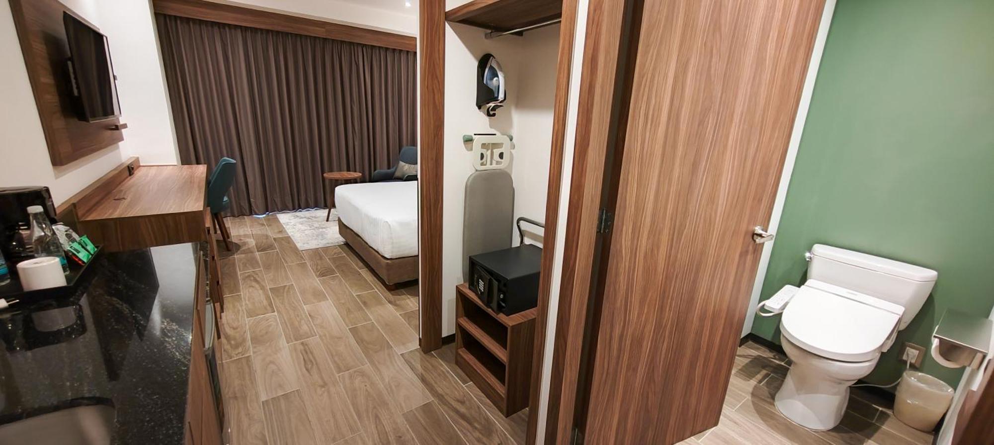 Fujitaya Queretaro 호텔 외부 사진 A room at the hotel